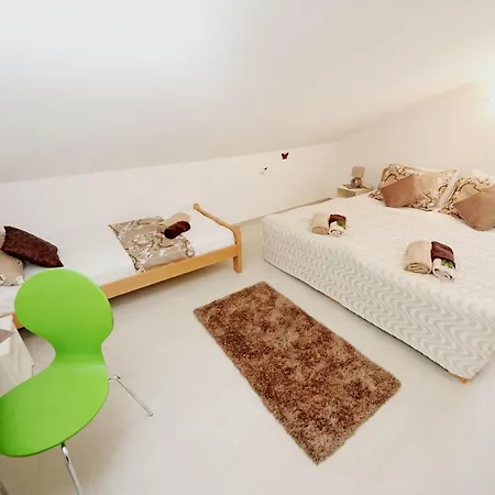 Du Lux 2 Apartament *