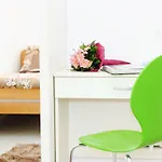 Du Lux 2 Apartment