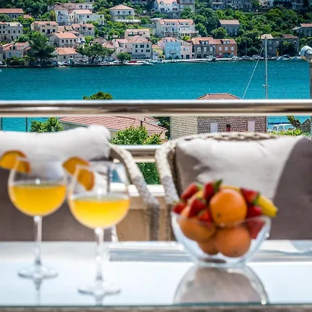 Apartment Du Lux 2 *