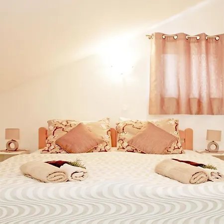 Du Lux 2 * Mokošica